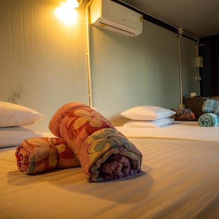 Beach Box Resort At Rimlay Rayong Exterior foto